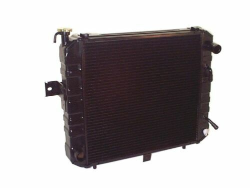 Komatsu 3EB-04-F2110, Radiator