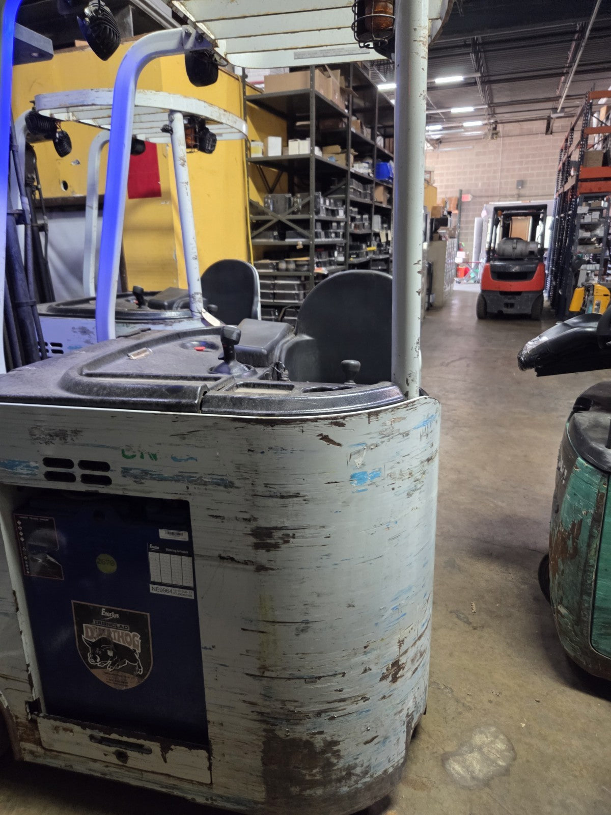 UniCarriers 1S1L20NV Electric Forklift