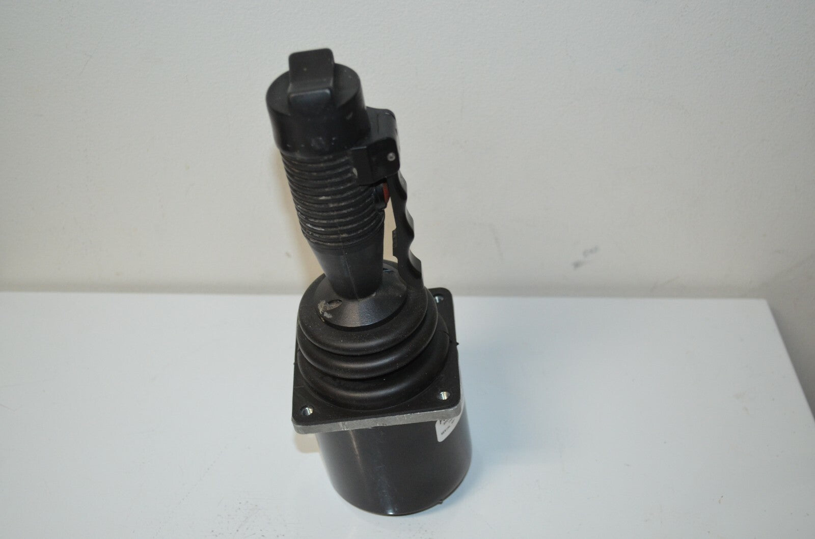 GENIE 32019-018  HANDLE-TEREX  - REPAIR