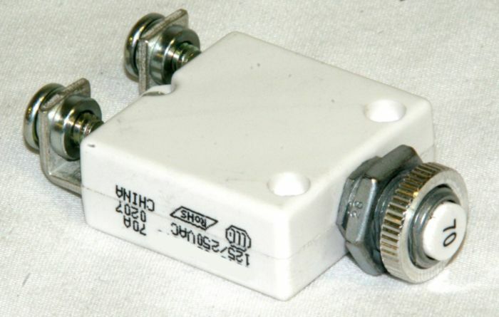 Advance 56388022, Circuit Breaker