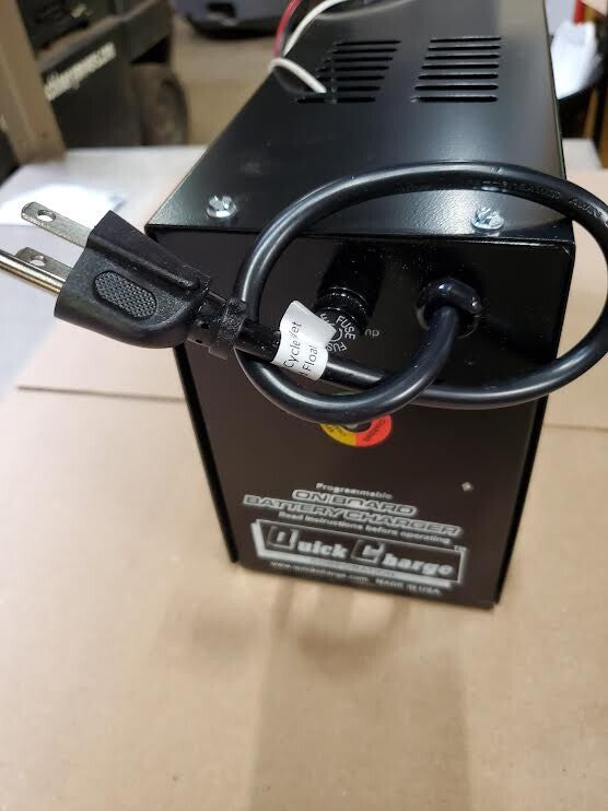 NEW FOR YALE FORKLIFT ON BOARD BATTERY CHARGER 24 VOLT 12AMP 120VAC 524245865