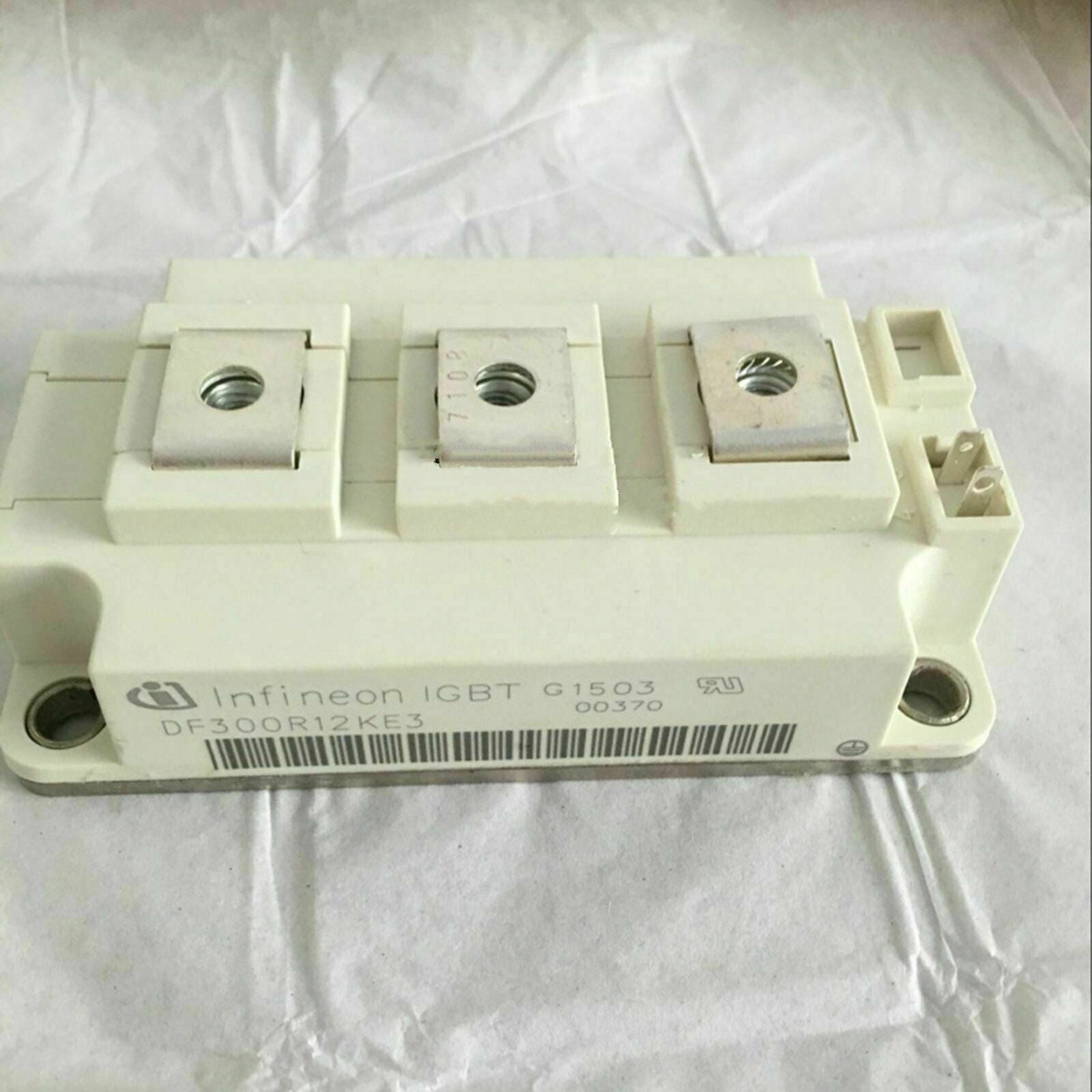Infineon IGBT DF300R12KE3 Power Module