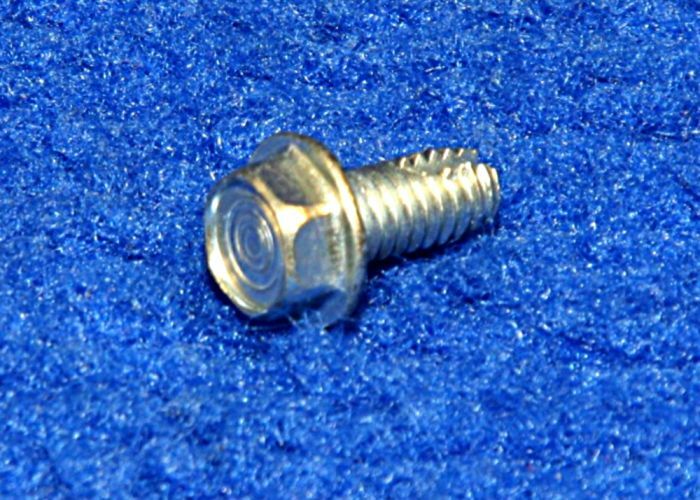 ADVANCE 56009075 SCREW