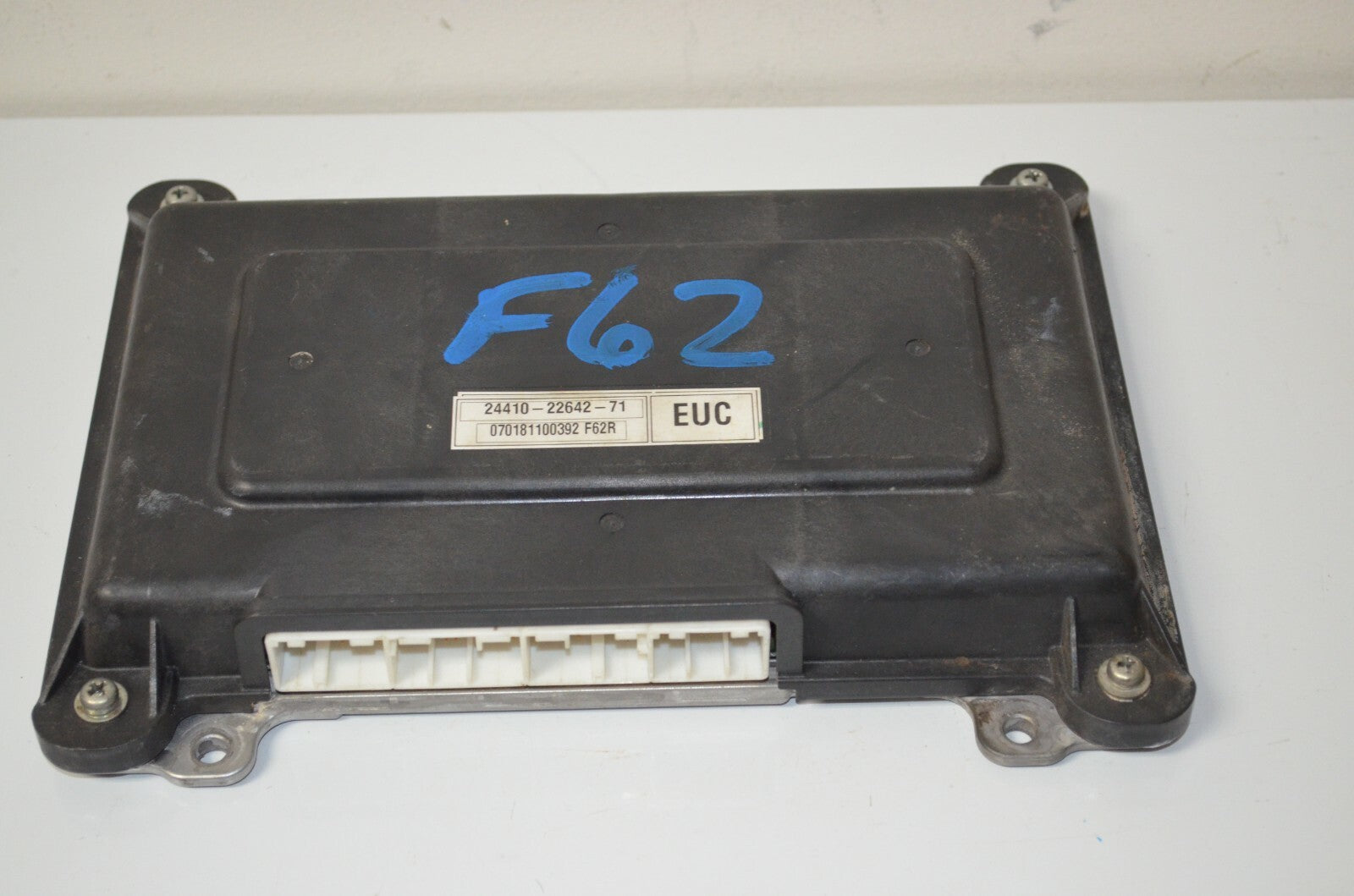 TOYOTA 24410-22642-71  EUC - BOARD