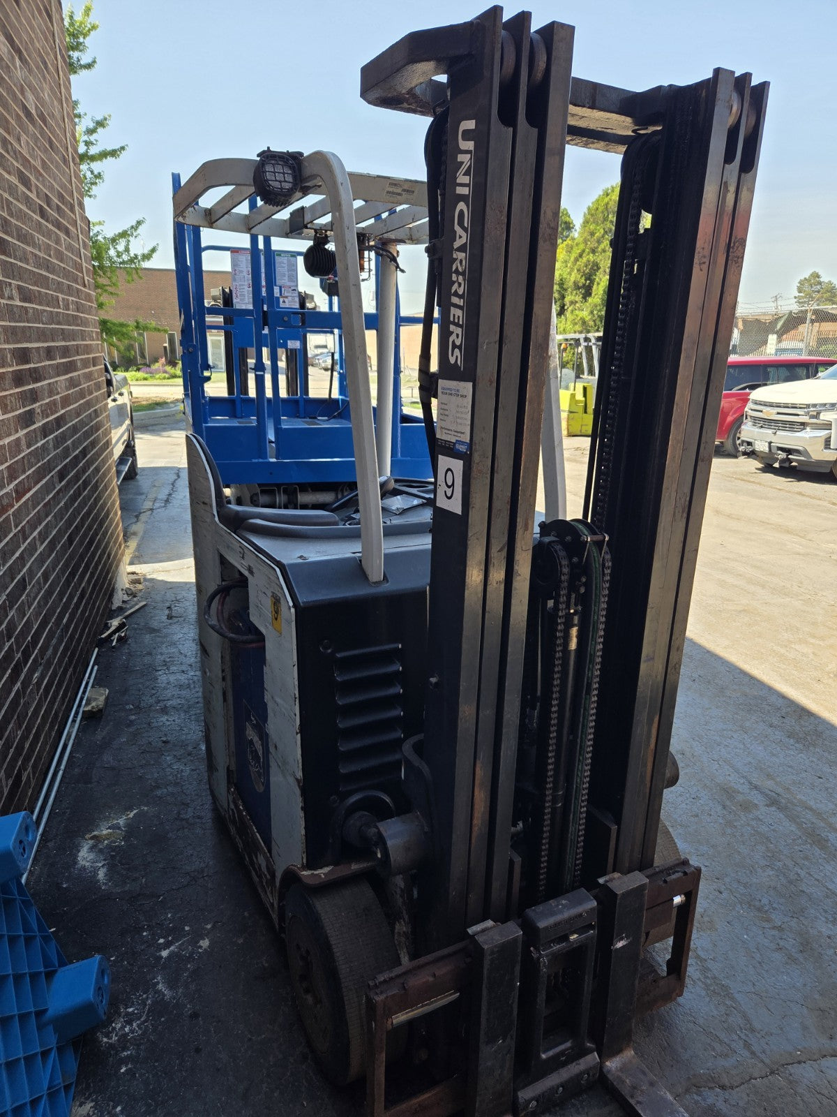 UniCarriers 1S1L20NV Electric Forklift