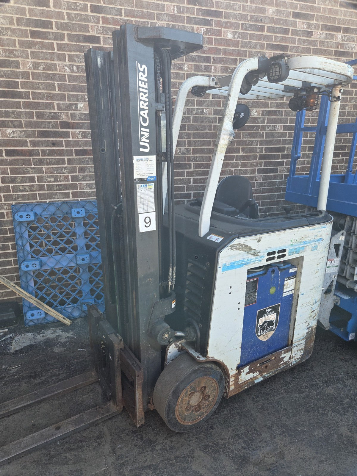 UniCarriers 1S1L20NV Electric Forklift