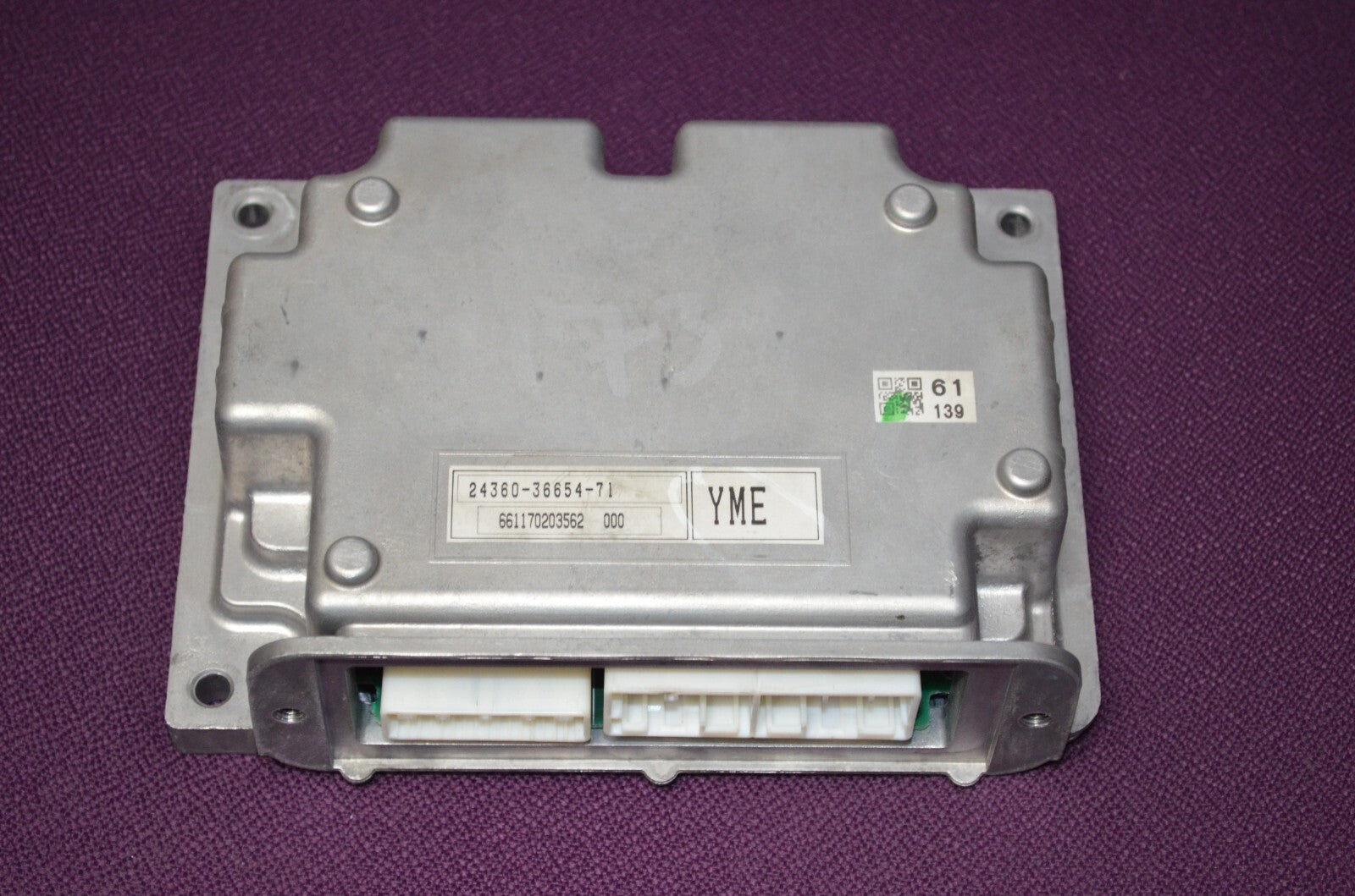 FOR TOYOTA  24360-36654-71  ECU 8FGCU32 - repair